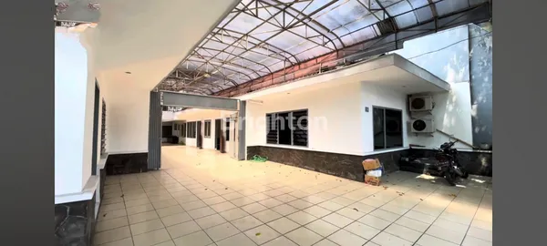 image STRATEGIS NOL JALAN RAYA RUMAH LOKASI TEGALSARI !! (2)