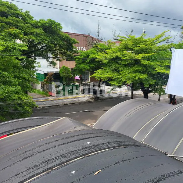 image RUMAH DENGAN TANAH BELAKANG LUAS DI ANDI DJEMMA (2)