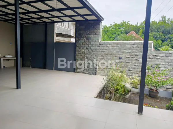 image JUAL TANAH DAN BANGUNAN DILOKASI STRATEGIS, COCOK UNTUK USAHA DAN TEMPAT TINGGAL (3)