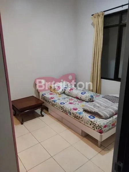 image RUMAH 2,5 LANTAI DI JANTUNG BINTARO SEKTOR 3A HARGA SANGAT MIRING BONUS 5 AC (6)