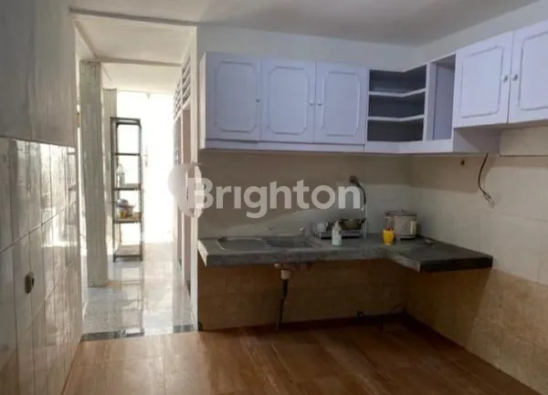 image DISEWAKAN RUMAH SIAP HUNI BARU RENOV TOTAL, KONDISI SEMI FURNISED - DARMO HARAPAN (8)