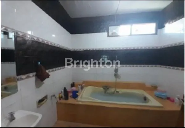 image RUMAH MEWAH CAKEP SIAP HUNI DI SERPONG  (5)