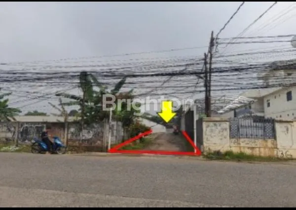 image RUMAH MEWAH CAKEP SIAP HUNI DI SERPONG  (8)