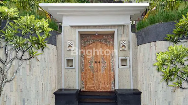 image EKSKLUSIF! VILLA MODERN MINIMALIS DI JANTUNG DENPASAR – DEKAT SANUR & PLAZA RENON (1)