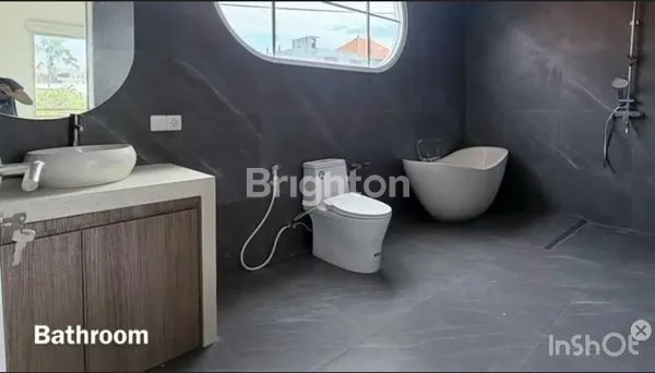 image VILLA 2 LANTAI GARDEN LUAS KOLAM RENANG PRIBADI CANGGU KUTA UTARA (7)