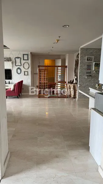 image APARTEMEN ADHIWANGSA PRIVATE LIFT FULLY FURNISHED DAN ELECTRONIC GOLF VIEW (6)