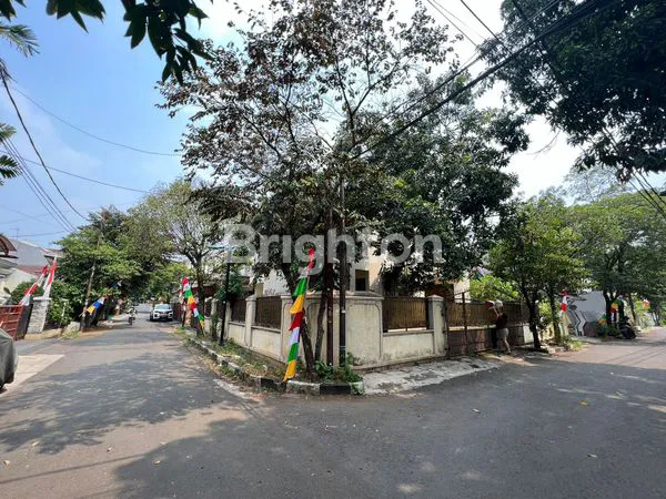 image HUNIAN ASRI 2 LANTAI DALAM KOMPLEK  DI PASAR REBO JAKARTA TIMUR  (2)