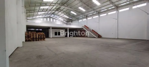 image DIJUAL RUMAH DAN GUDANG  DI DEKAT TOL PAKIS (6)