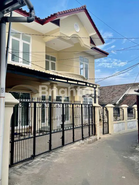 image DI JUAL RUMAH MEWAH HARGA MURAH. (1)