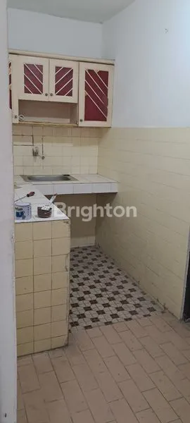 image RUMAH MEWAH 5+1 KT DI KERTAJAYA, LT 600M² (4)