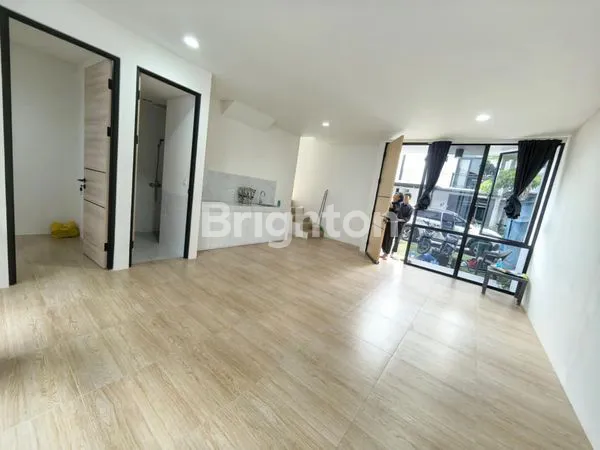 image DIJUAL CEPAT RUMAH 2 LANTAI DI CENDANA ICON ESTATE,  (4)