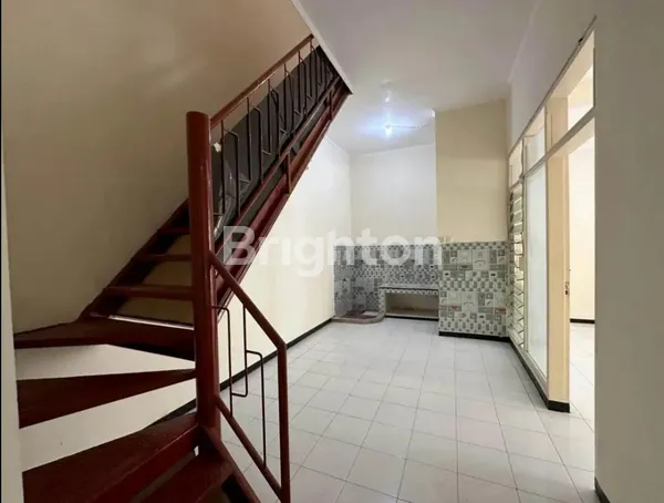 image RUMAH 1M-AN SIAP HUNI RUNGKUT MAPAN, DEKAT UPN, UBAYA, KULINER MERR (5)