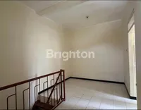 RUMAH RUNGKUT M 125M 3