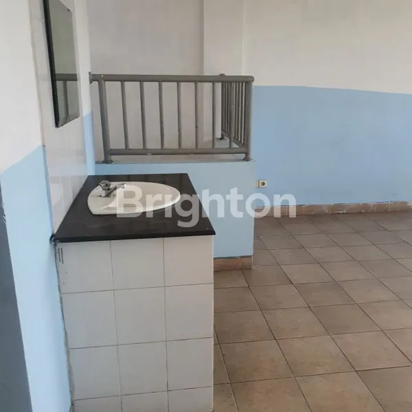 image RUKO UNIK DI PINGGIR JALAN RAMAI DI PONDOK BAMBU (6)