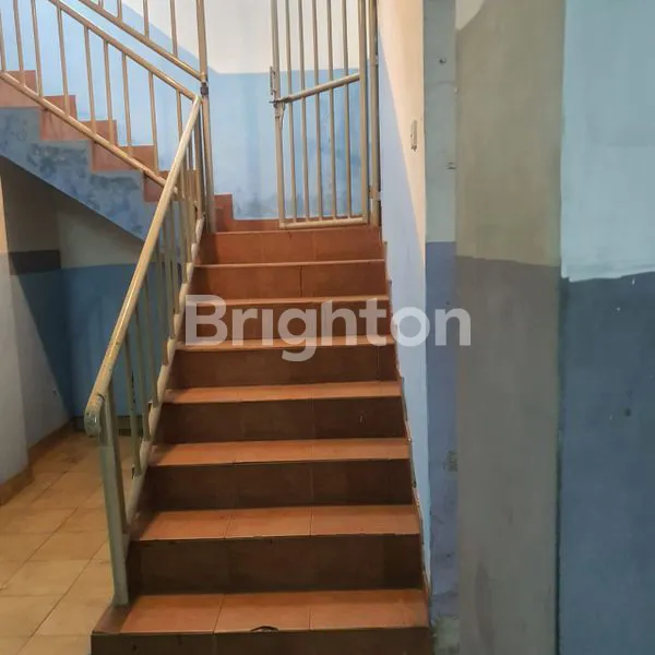 image RUKO UNIK DI PINGGIR JALAN RAMAI DI PONDOK BAMBU (5)