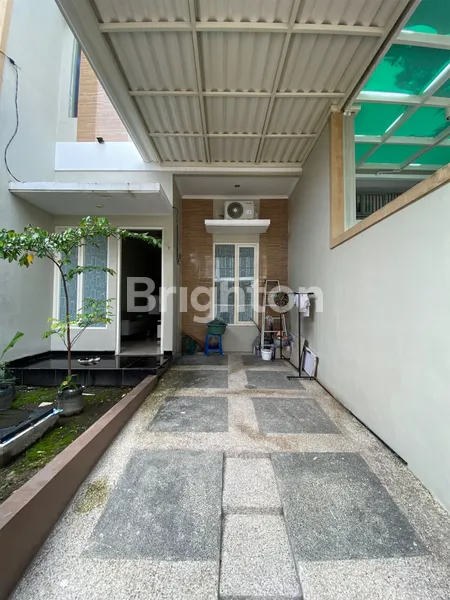 image SEWA RUMAH NIRWANA EXECUTIVE BLOK BB, BLOK DEPAN MINIMALIS, DEKAT MERR, ONE GATE SISTEM, BEBAS BANJIR (2)