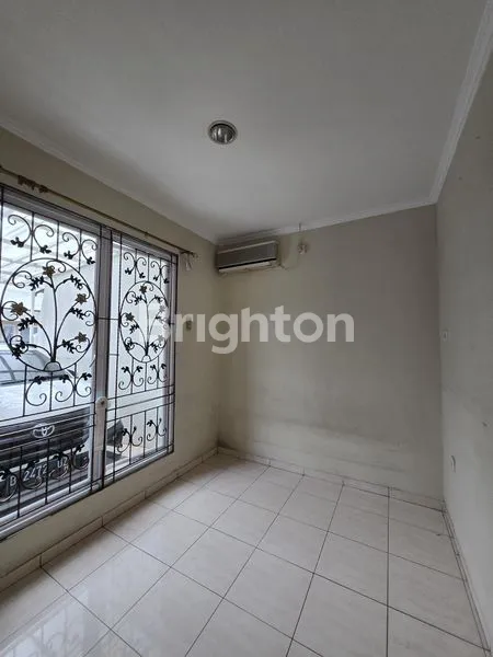 image RUMAH CANTIK 2 LANTAI GADING ARCADIA SIAP HUNI (6)