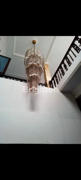 image RUMAH MEWAH 2 LANTAI DI CANDI PANGGUNG PERMAI, LT 212M² (8)