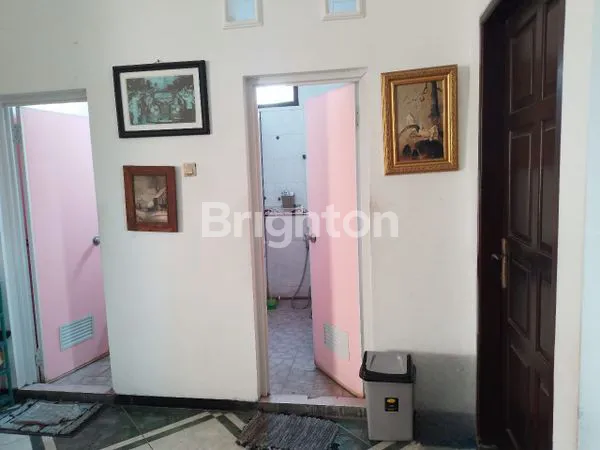 image RUMAH MEWAH 2 LANTAI DI CANDI PANGGUNG PERMAI, LT 212M² (5)