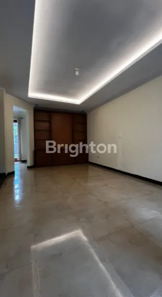 image DISEWAKAN RUMAH 5 KAMAR TIDUR DI REMPOA CIPUTAT (6)