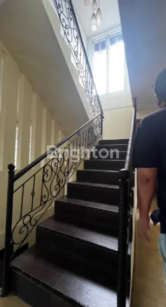 image DISEWAKAN RUMAH 5 KAMAR TIDUR DI REMPOA CIPUTAT (7)