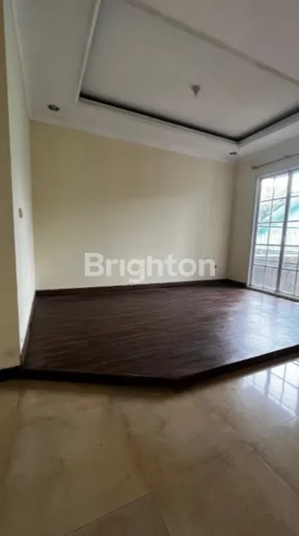 image DISEWAKAN RUMAH 5 KAMAR TIDUR DI REMPOA CIPUTAT (8)