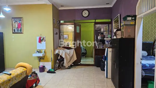 image RUMAH MEWAH 2 LANTAI DI DURI KOSAMBI, DEKAT MALL PURI (2)