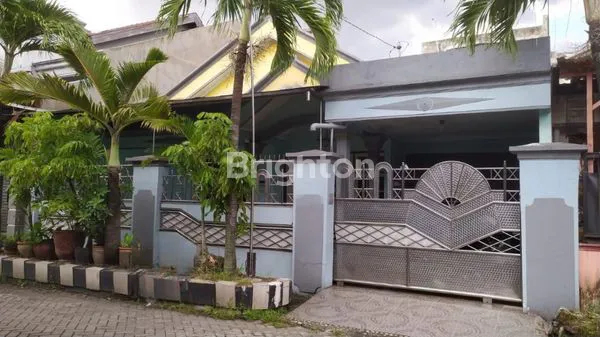 image RUMAH 2 LANTAI DI GRIYA KEBRAON SELATAN, SURABAYA – SIAP HUNI (1)