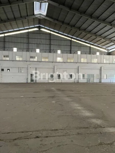 image DISEWAKAN GUDANG KIM4 (3)