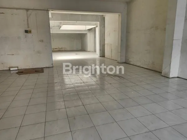 image JUAL / SEWA RUKO SIAP HUNI DI JL.SUDIRMAN\\N BANDUNG, LT 280M², HARGA MENARIK (1)