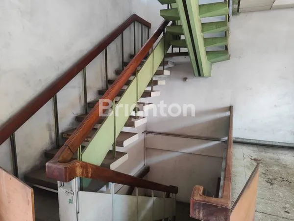 image JUAL / SEWA RUKO SIAP HUNI DI JL.SUDIRMAN\\N BANDUNG, LT 280M², HARGA MENARIK (8)