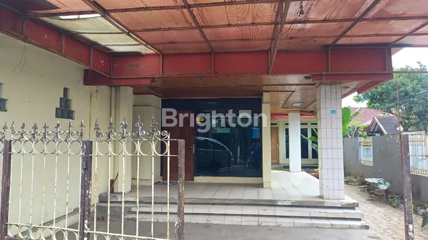 image RUMAH BESAR DI AREA BISNIS SALATIGA (1)