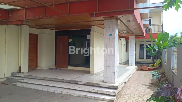image RUMAH BESAR DI AREA BISNIS SALATIGA (2)