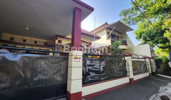 image RUMAH MEWAH DI KAWASAN PREMIUM DI JALAN KEMBAR (1)