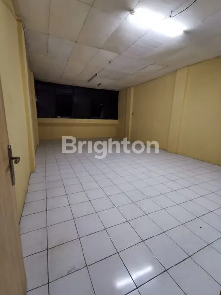 image RUKO MARGONDA DEPOK 3 LANTAI LOKASI STRATEGIS (5)