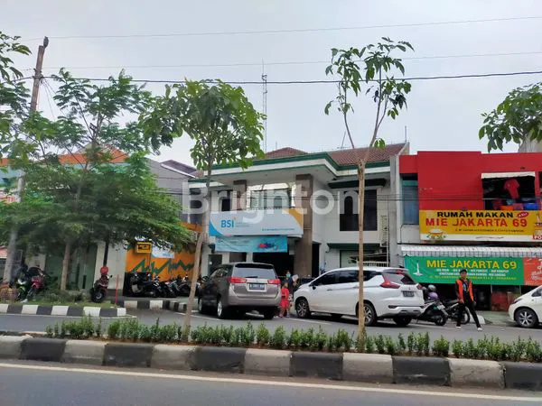 image GEDUNG LOKASI STRATEGIS DI PINGGIR JALAN BESAR SEMARANG TIMUR (1)