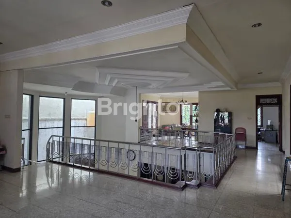 image RUMAH DHARMAHUSADA INDAH JALAN KEMBAR DEKAT KE GALAXY MALL, UNIVERSITAS UNAIR & RS UNAIR (7)