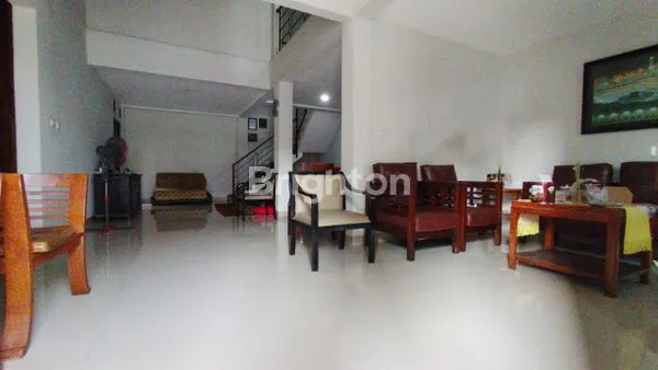 image RUMAH MEWAH 4KT DI ANTILOP JATI CEMPAKA (6)