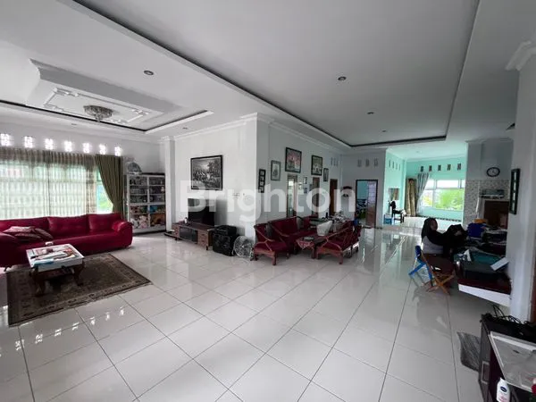 image RUMAH MEWAH LT 1230M² DI SLEMAN, SIAP HUNI & BISNIS (2)