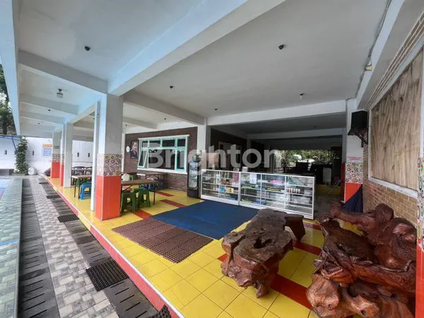 image RUMAH MEWAH LT 1230M² DI SLEMAN, SIAP HUNI & BISNIS (5)