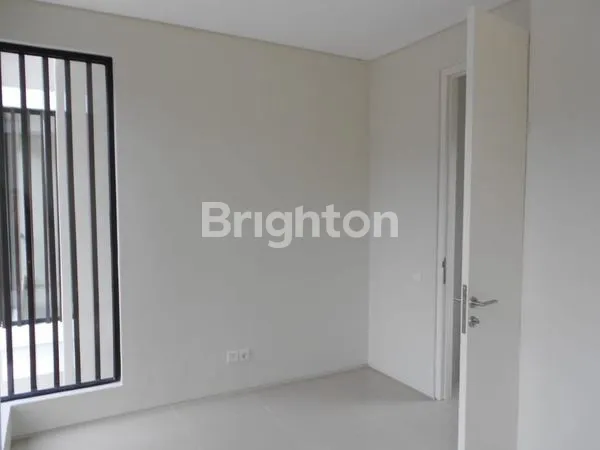 image RUMAH NORTHWEST LAKE CITRALAND ROW JALAN LEBAR  (6)