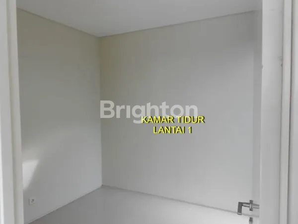 image RUMAH NORTHWEST LAKE CITRALAND ROW JALAN LEBAR  (4)