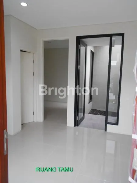 image RUMAH NORTHWEST LAKE CITRALAND ROW JALAN LEBAR  (2)