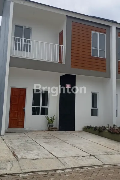 image RUMAH 2 LANTAI DI VILA KEBUN RAYA CIBINONG (1)