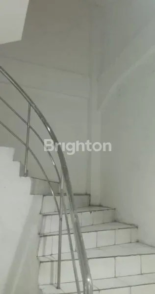 image RUKO SIAP HUNI 3 LANTAI, LOKASI DEKAT RUNGKUT  INDUSTRI SIER & AKSES TOL WARU JUANDA  (5)