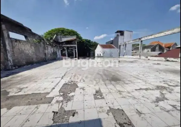 image RUANG USAHA DAN GUDANG AREA KOMERSIAL JL RAYA S . PARMAN KOTA MALANG (2)