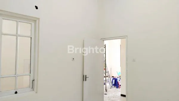 image SEWA RUMAH STRATEGIS DEKAT PCM, HARGA NEGO (2)