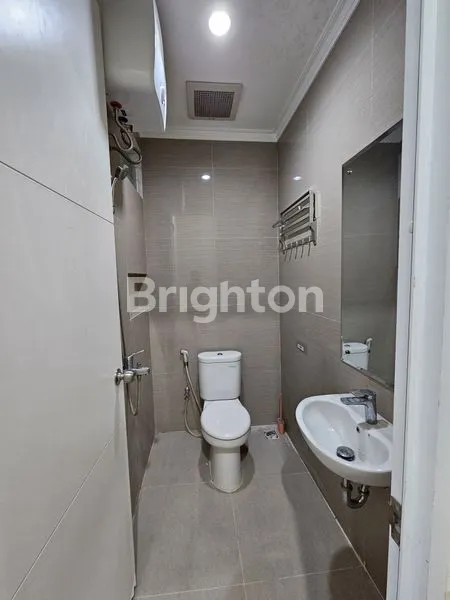 image RUMAH 2 LANTAI SEMI FURNISHED DI CITRALAND CIBUBUR BOGOR JAWA BARAT 2 LANTAI 5 KAMAR TIDUR DAN 2 KAMAR TIDUR (7)