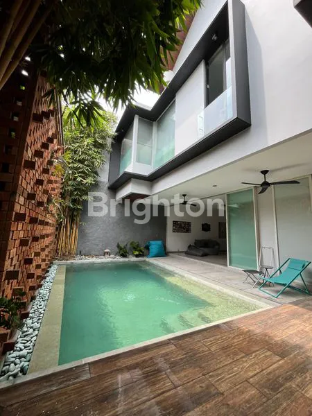 image RUMAH MEWAH DAERAH LEBAK BULUS JAKARTA SELATAN (6)