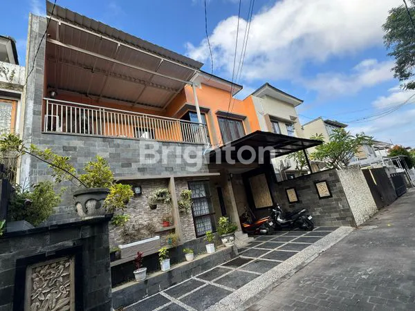 image RUMAH 3 LANTAI DI JUAL  (1)
